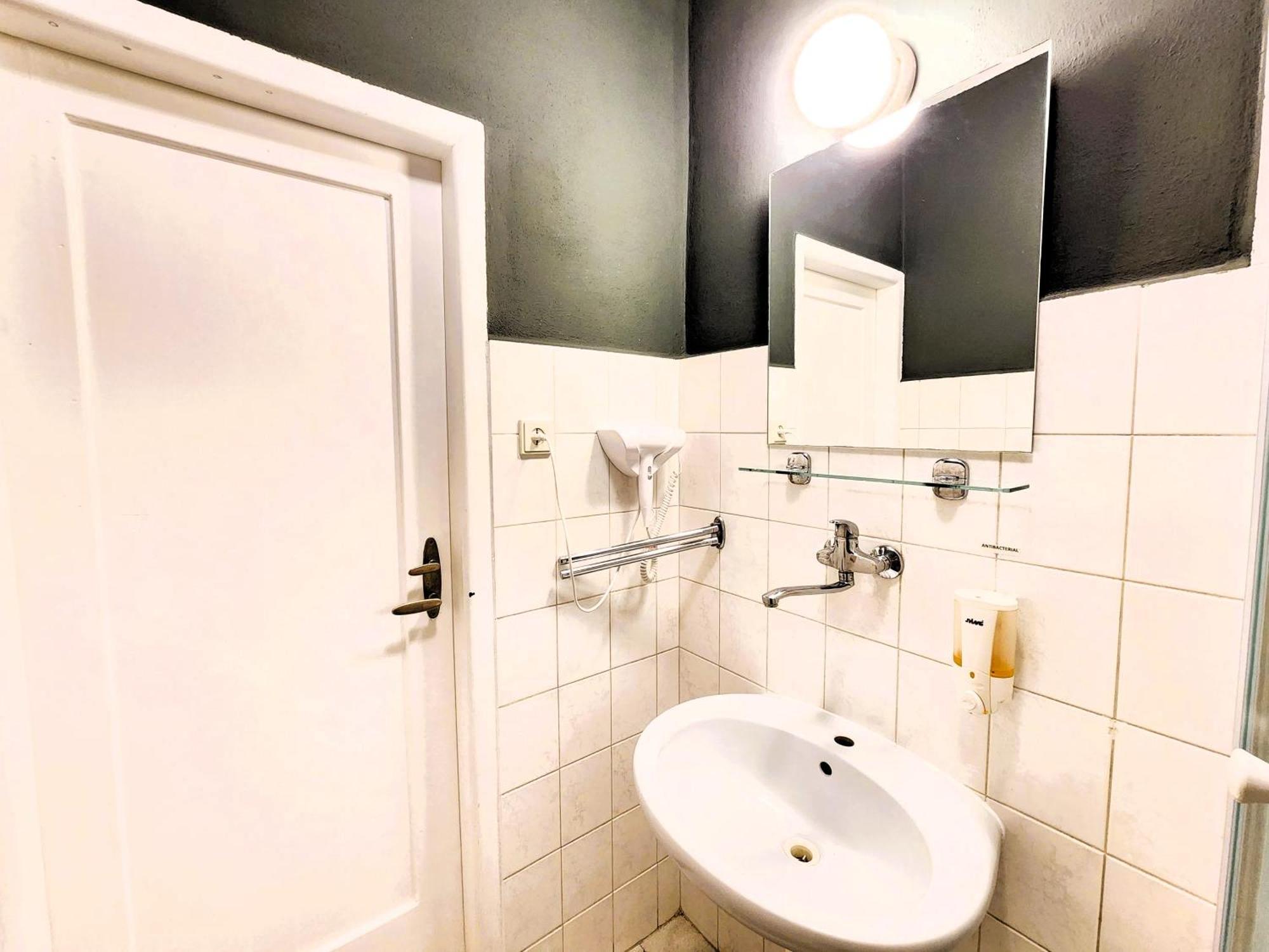 Flat In Zizkov -303- Apartment Prague